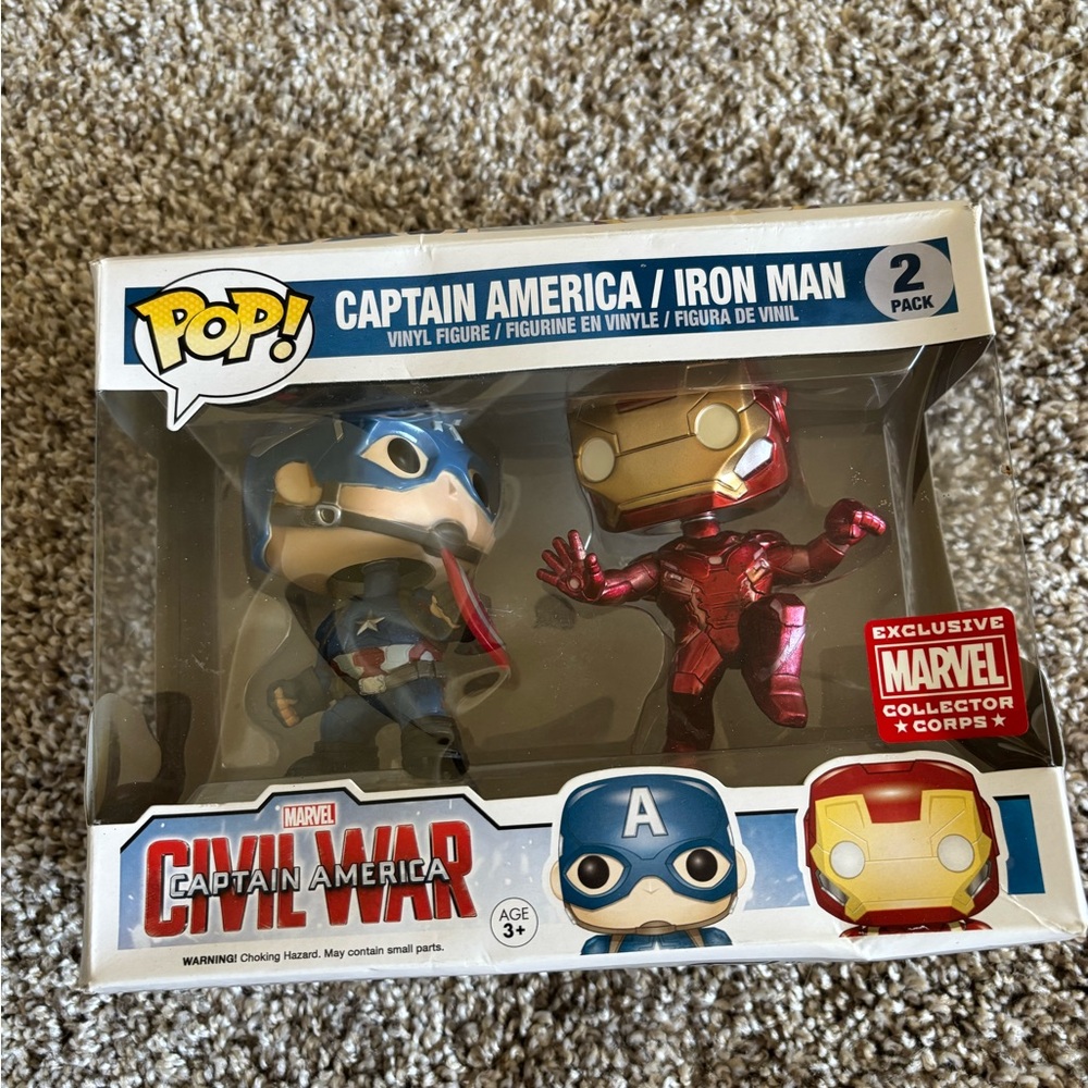 Marvel Captain America and Iron Man Collectible Set